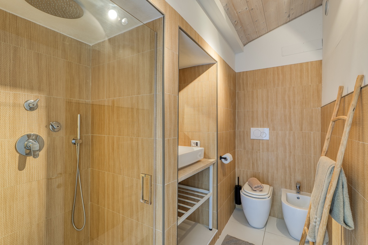 Capri-ventimiglia-boutique-apartment-seaview-vakantiehuis-zeezicht-010